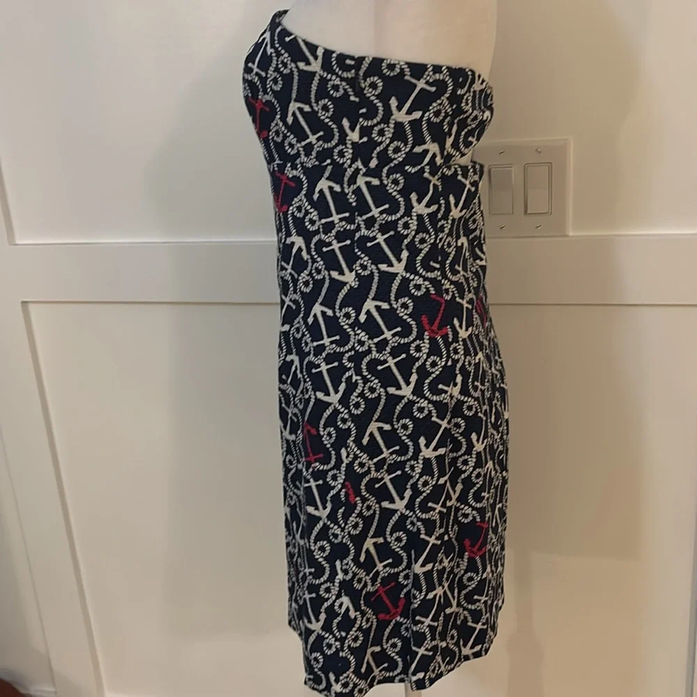 Lilly Pulitzer nautical strapless dress in size 8. Excellent condition - Picture 4 of 9